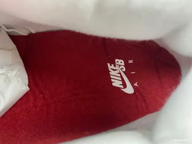 Reps LUCY DR5415-102 x 4 Red SB Sapphire Jordan 0612